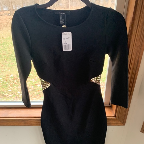Forever 21 Dresses & Skirts - Little black dress
